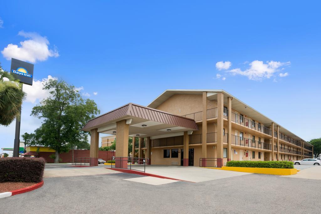 Days Inn Pensacola North Exterior photo